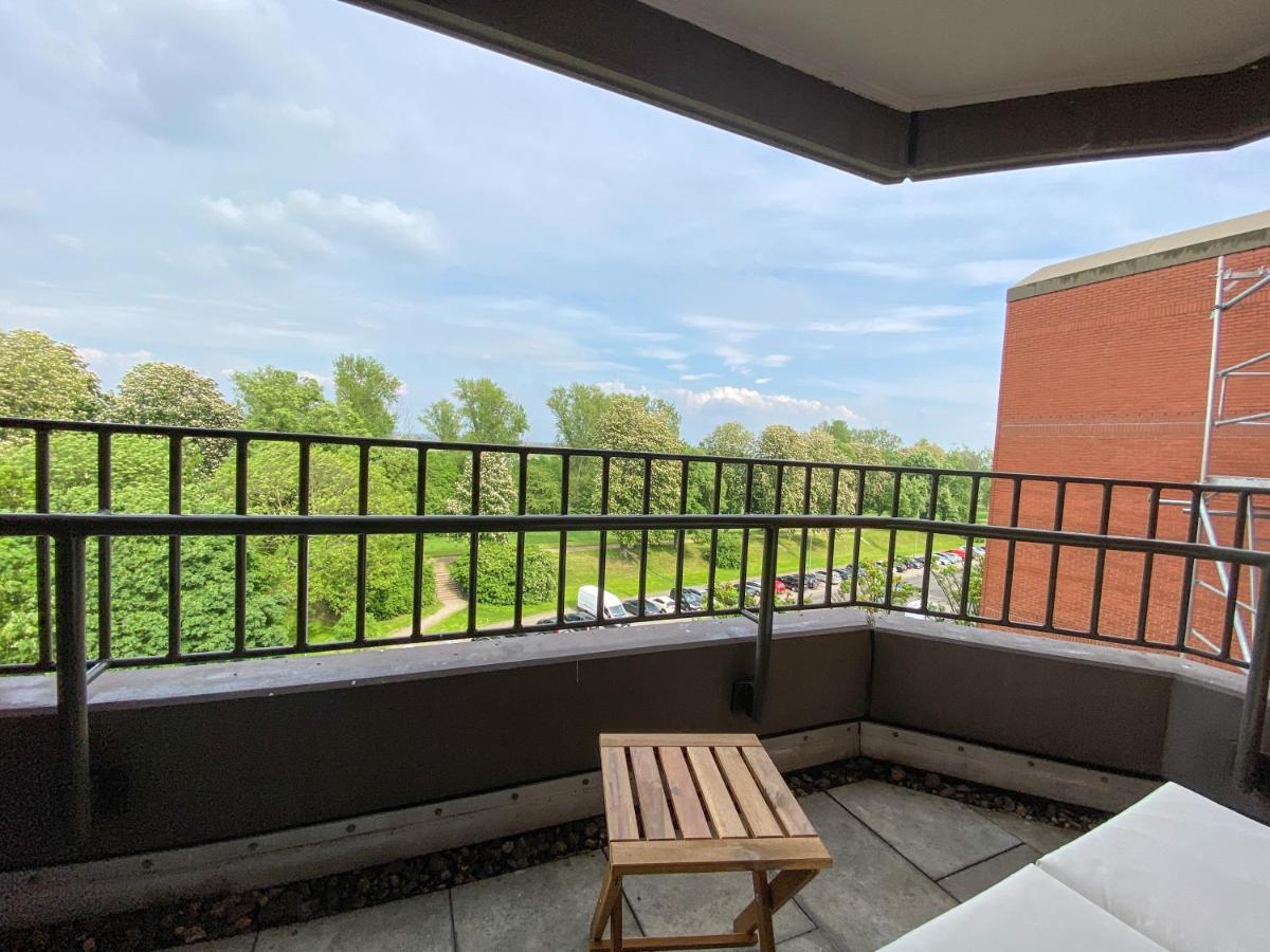 Schoene Wohnung Mit Rheinblick/Duesseldorf/Neuss/Messe Екстер'єр фото